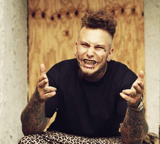 STITCHES A FAKE. THE REAL STORY ON HIS ARREST IN “CHICAGO”